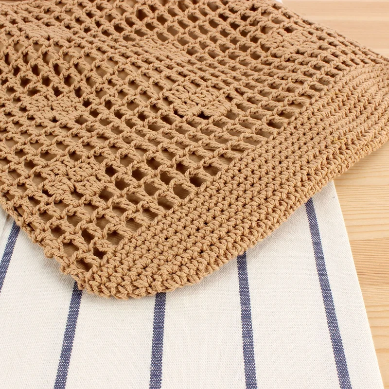 Handtasche aus handgewebtem Naturmaterial Skanto