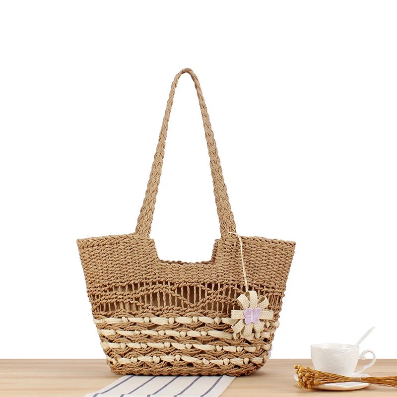 Handgemachte Stroh-Tragetasche mit einzigartigem Blumendesign Skanto