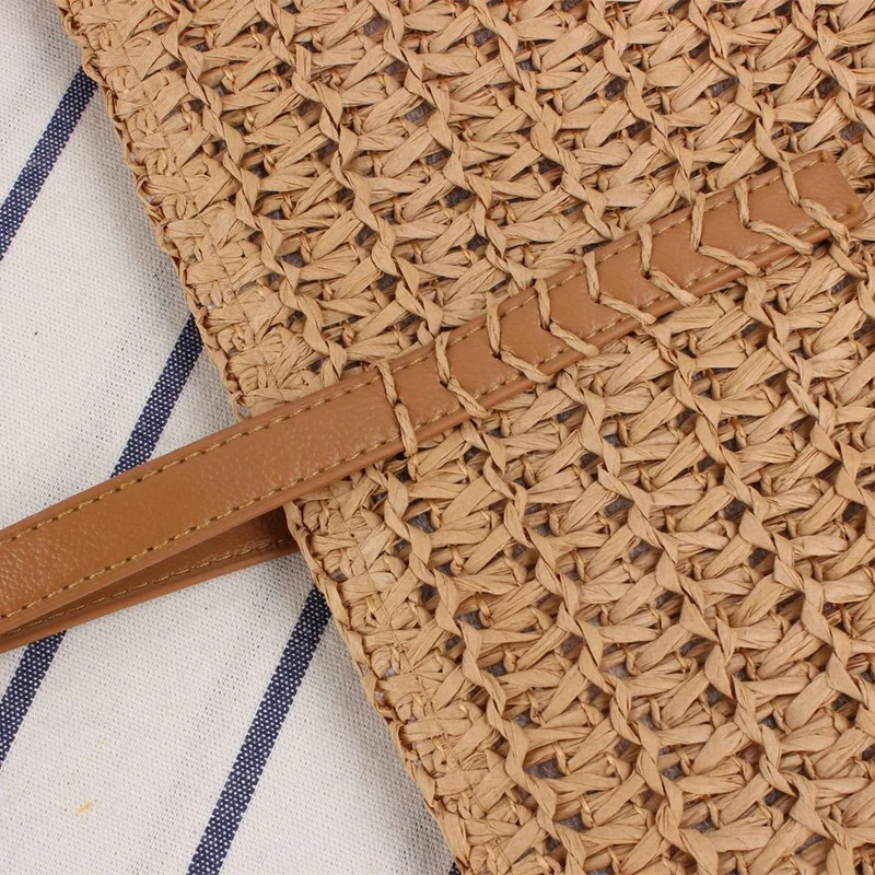 Elegante Stroh-Handtasche mit robusten Ledergriffen Skanto