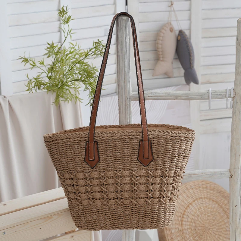 Handgefertigte Tragetasche und Strandtasche aus Naturmaterialien Skanto