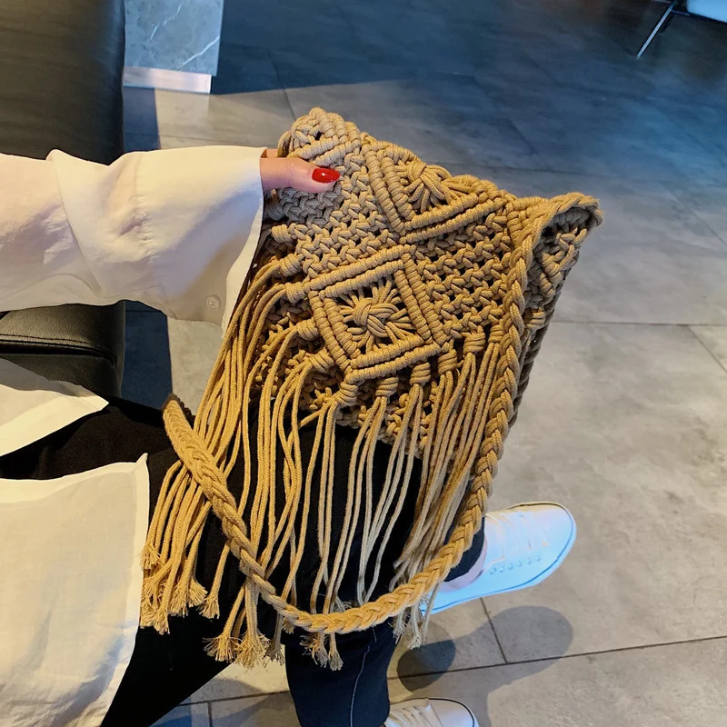 Handgeknüpfte Fransen-Tasche Skanto