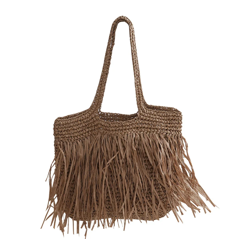 Trendige Strohtasche mit Fransen-Details Skanto
