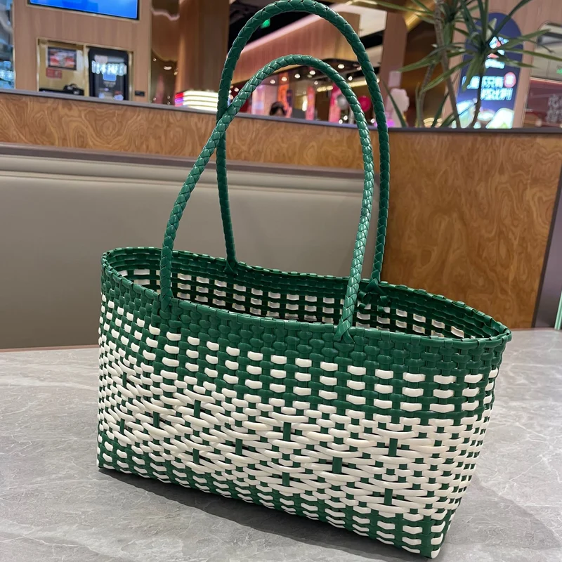 Stilvolle gewebte Handtasche Skanto