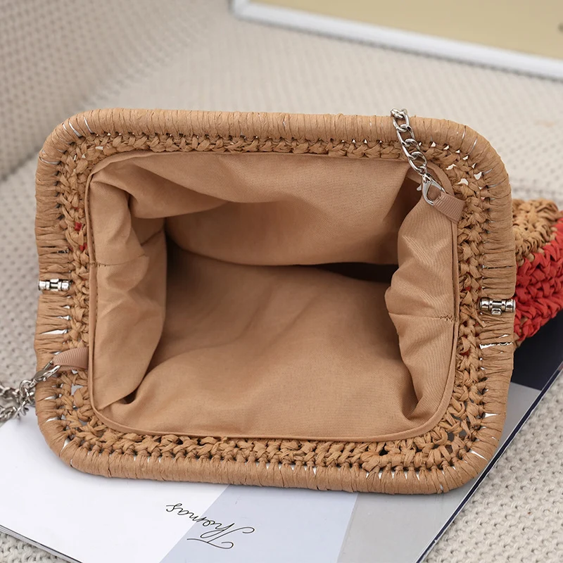 Moderne Handtasche mit lockerem Faltdesign Skanto