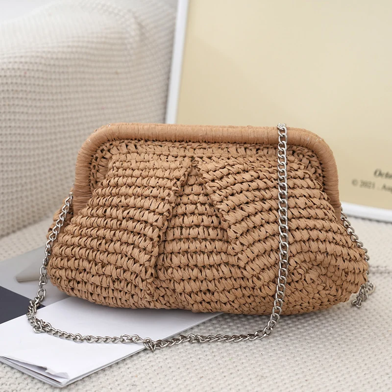 Moderne Handtasche mit lockerem Faltdesign Skanto