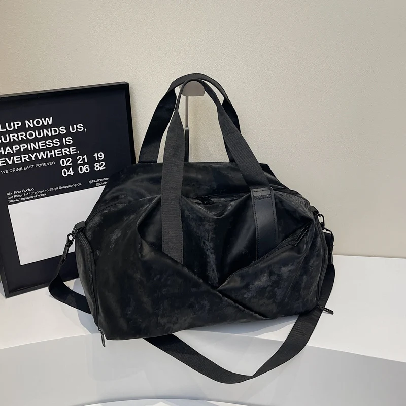 Vielseitige Sport- und Reisetasche Skanto für Damen
