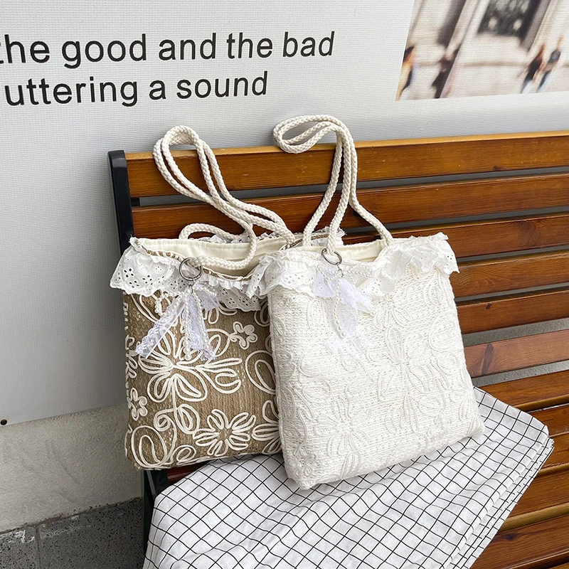 Elegante und leichte Handtasche mit spitzer Kante Skanto