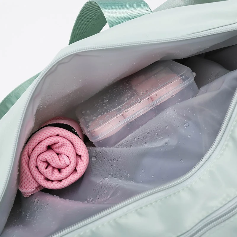 Stylische Freizeit- und Sporttasche Skanto für Damen
