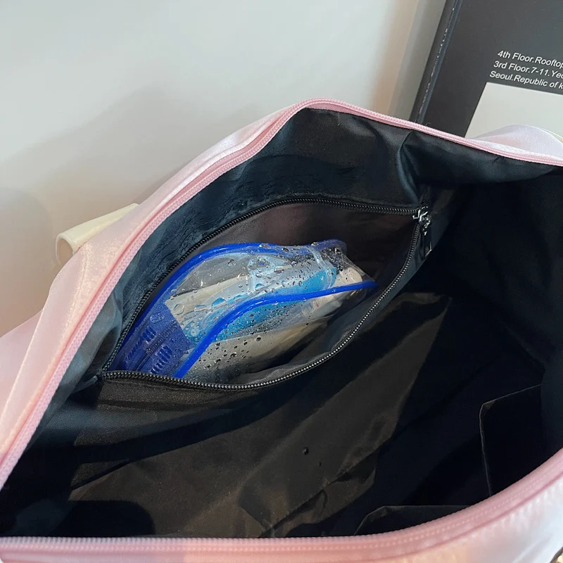 Damen Sport-Reisetasche mit verstellbarem Schultergurt Skanto