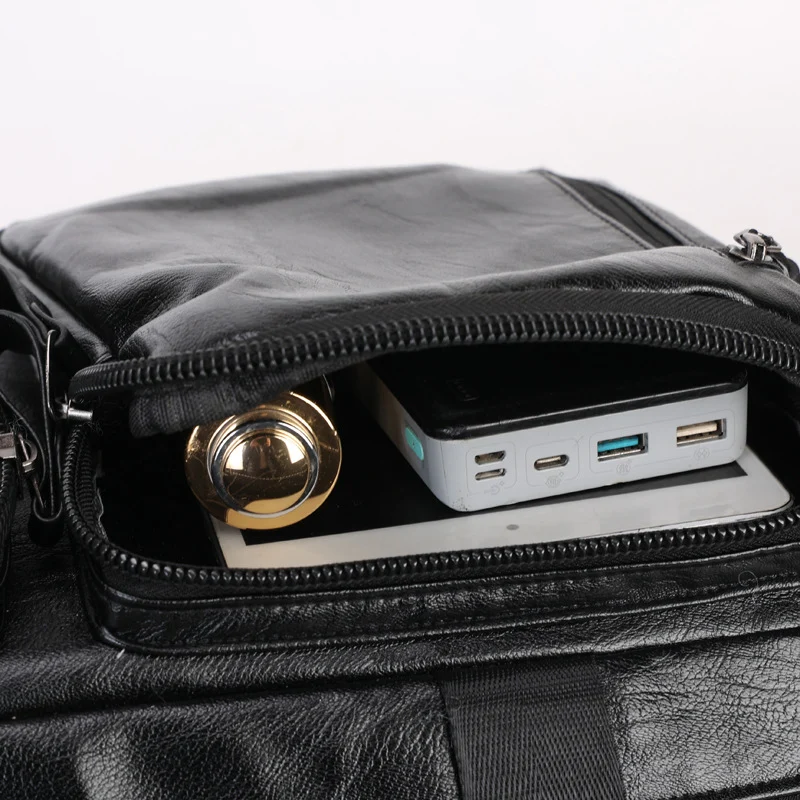 Herren Stilvoller und funktionaler Lederrucksack Skanto