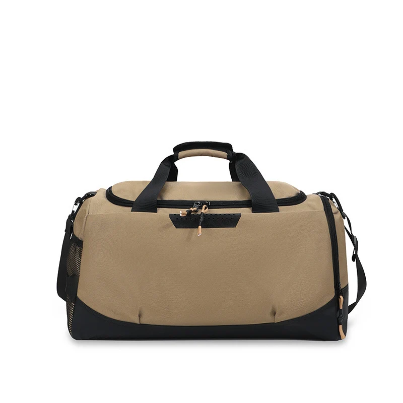 Sportliche Reisetasche für Herren mit viel Stauraum und abnehmbarem Schultergurt Skanto