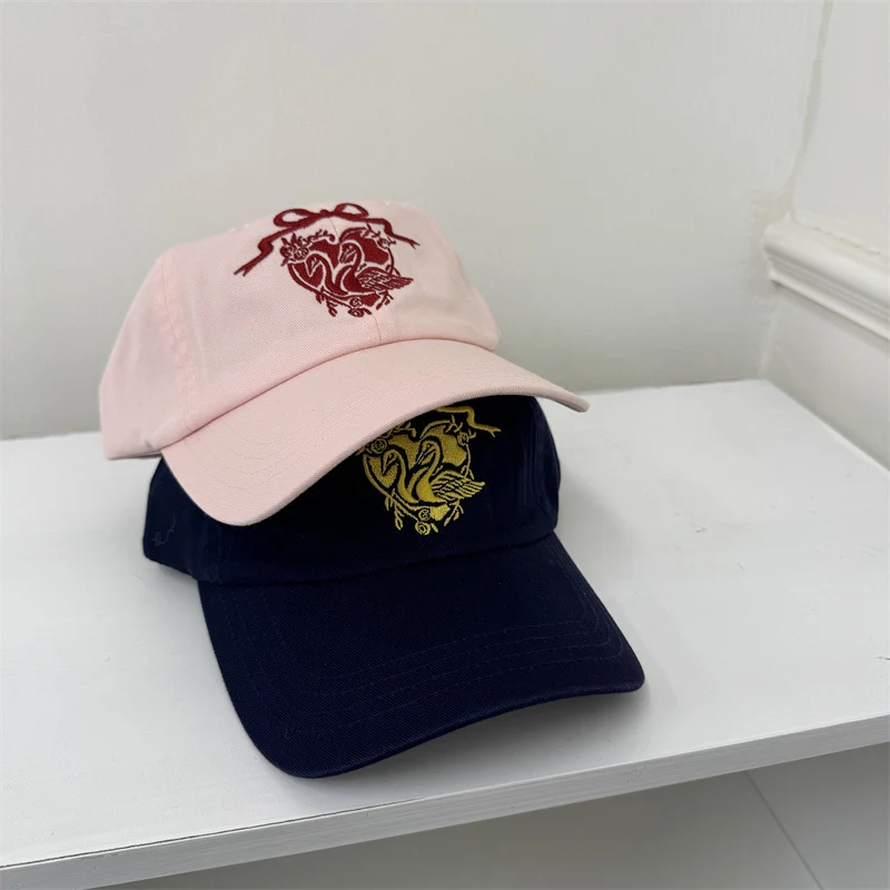 Skanto Damen Baseballkappe mit Schwanen-Stickerei Skanto