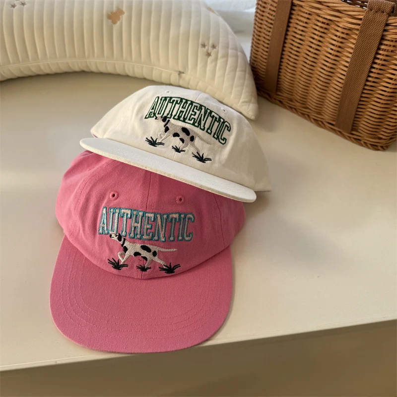 Bestickte Baseballkappe mit Kuh-Grafik für Damen Skanto