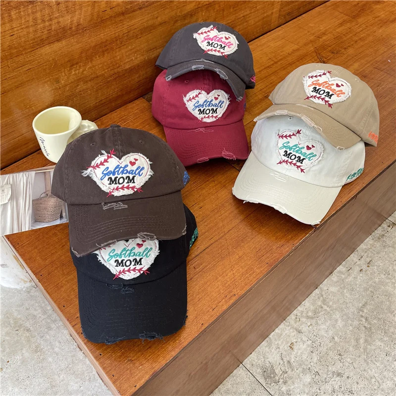 Damen Baseball Cap mit Softball Mom Patch im Used-Look Skanto