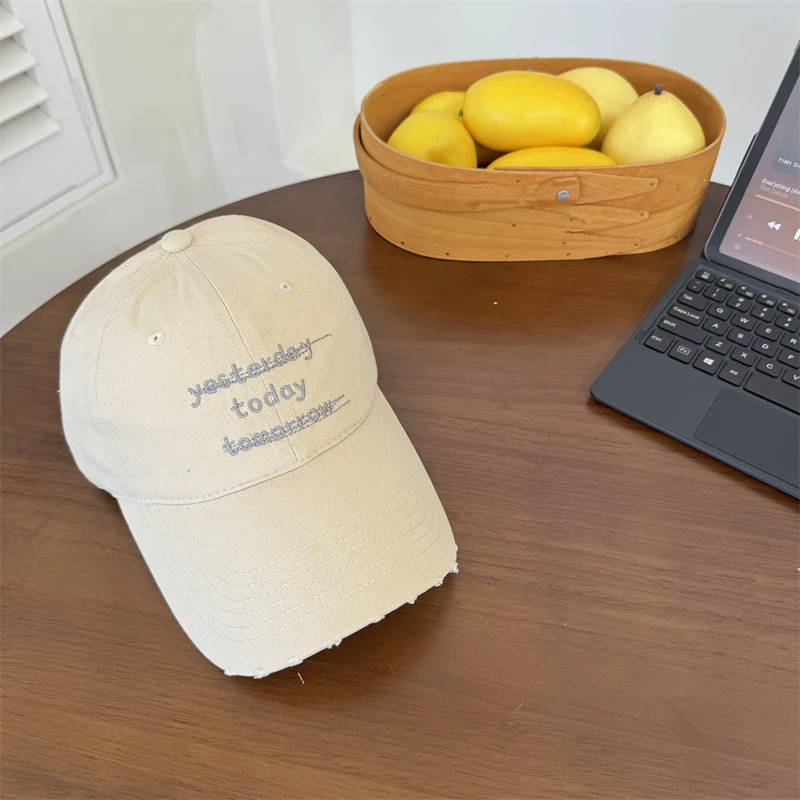 Damen Cap mit Grafik im Used-Look Skanto