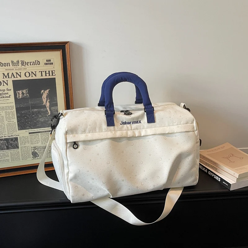 Sportliche und stilvolle Damen-Reisetasche Skanto