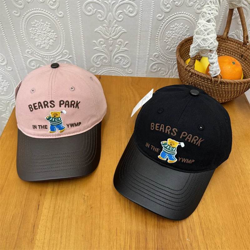 Unisex bestickte Cap mit verspieltem Bärenmotiv Skanto
