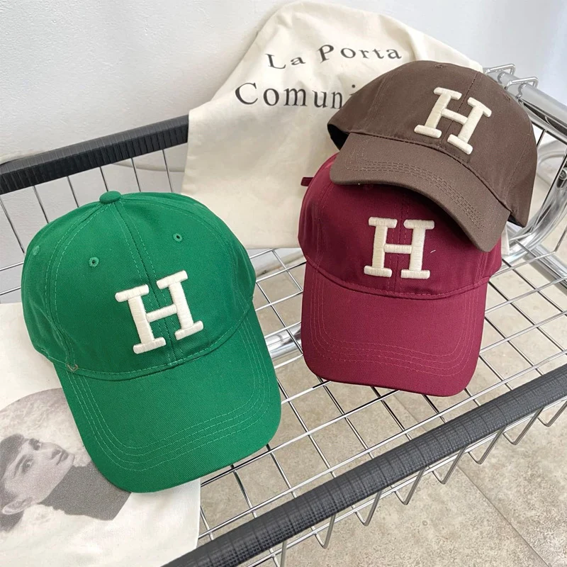 Klassische bestickte Baseballkappe für Damen Skanto