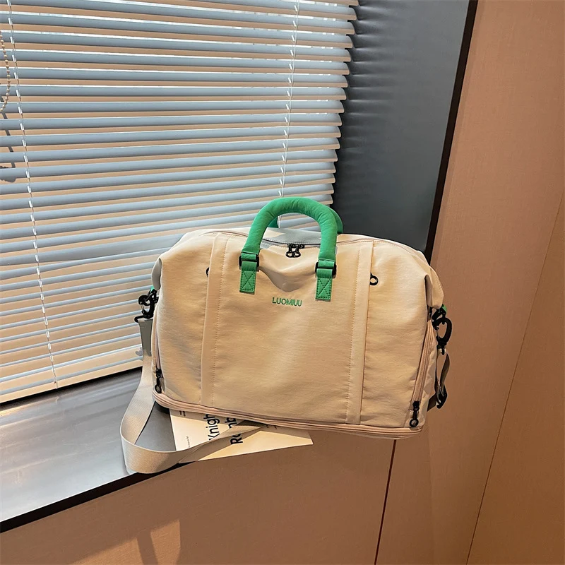 Damen Praktische Reisetasche mit stabilen Griffen Skanto