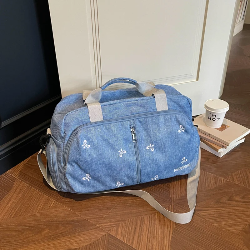 Damen Geräumige Sport- und Reisetasche mit eleganten Details Skanto
