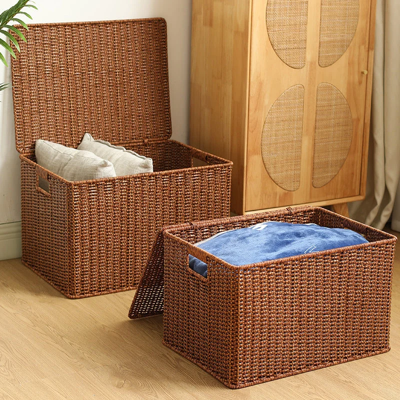Geflochtene Aufbewahrungstruhe mit integrierten Griffen Skanto