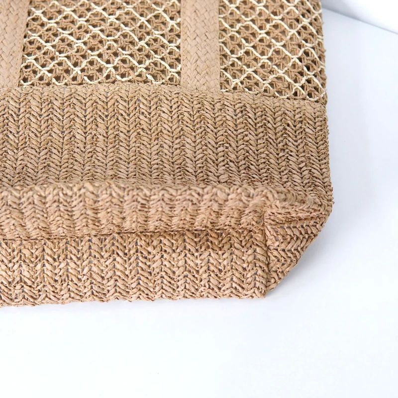 Strandtasche mit Netzstruktur und Fransen-Details Skanto