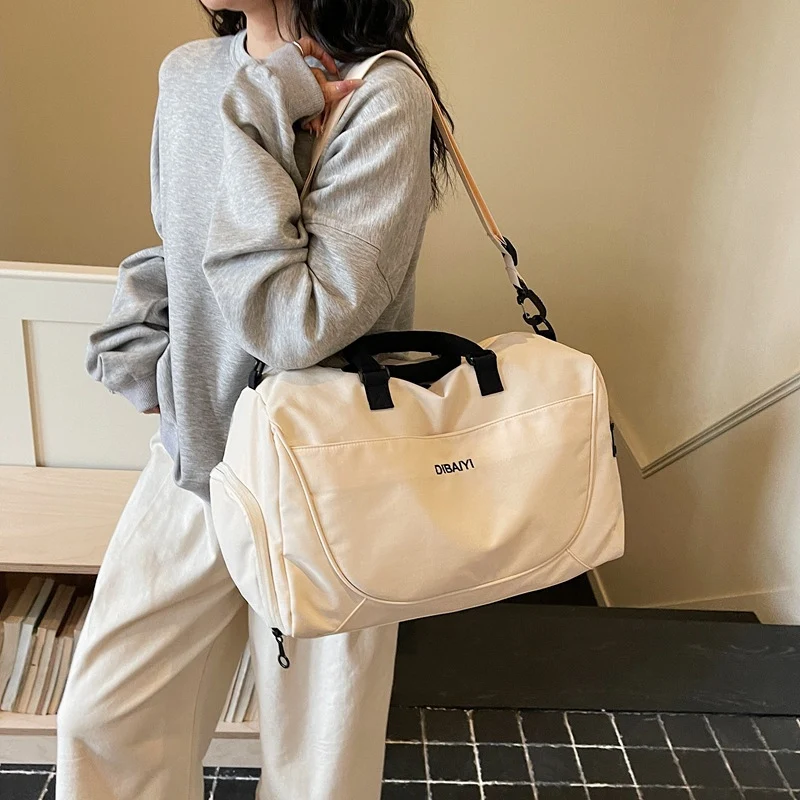 Damen Sport-Duffelbag mit verstellbarem Tragesystem Skanto