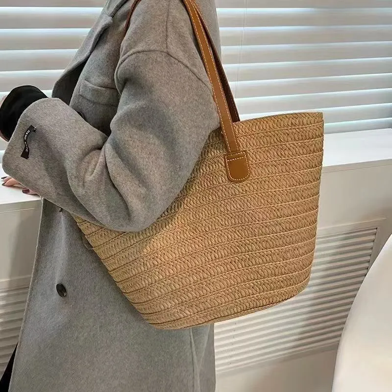Elegante Handtasche aus edlem Stoff Skanto