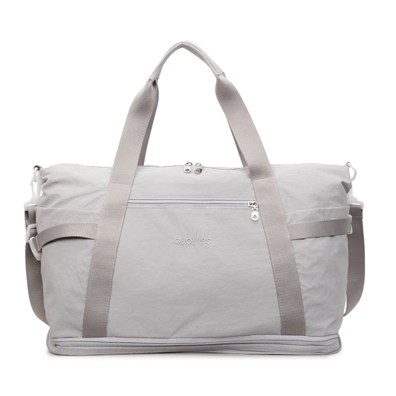 Sportliche Reisetasche für Damen mit praktischen Fächern Skanto