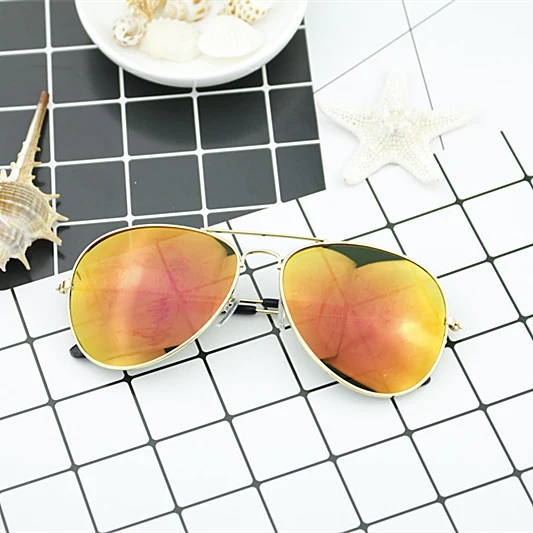 Moderne Piloten-Sonnenbrille für Damen mit Farbverlauf-Gläsern Skanto
