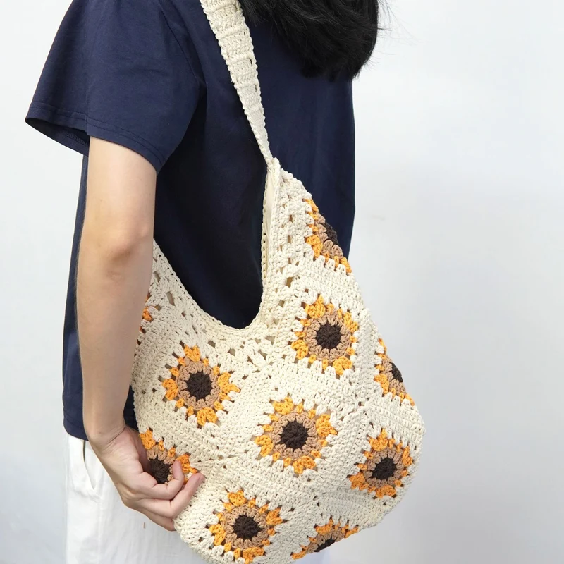 Handgemachte Schultertasche aus nachhaltigem Material Skanto