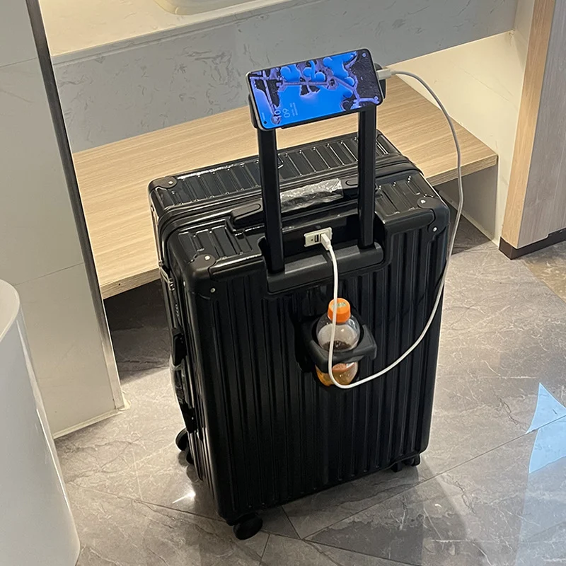 Smarter Tech-fähiger Reisekoffer Skanto