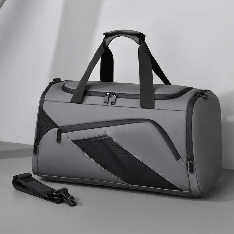 Sportliche Reisetasche für Damen mit innovativem Fächerdesign Skanto