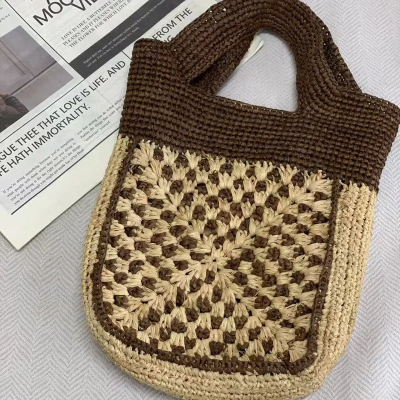 Handgefertigte Korbtasche mit traditionellem Webmuster Skanto