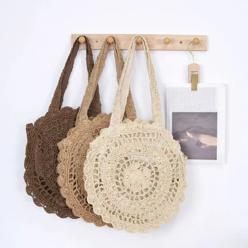 Gehäkelte Tasche im nostalgischen Design Skanto