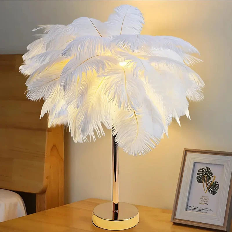 Atmosphärische Feder-Palmenlampe – LumaPalm | Skanto