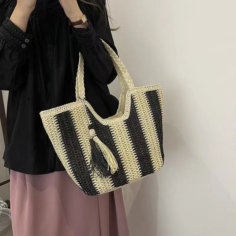 Großer handgeknüpfter Shopper Skanto