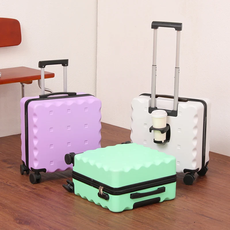 Innovatives Rollgepäck mit Getränkehalter Skanto