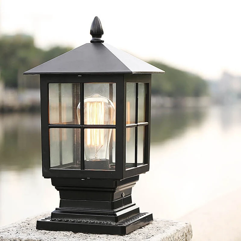 Europäische Outdoor-Säulenleuchte, wasserdicht, rostfrei, Terrassenlampe mit einer Lichtquelle