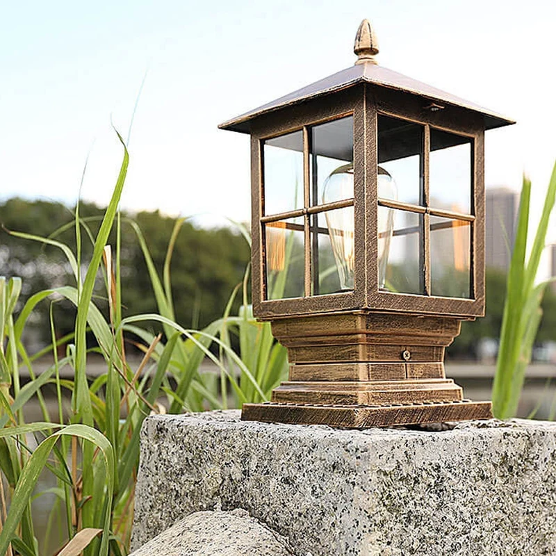 Europäische Outdoor-Säulenleuchte, wasserdicht, rostfrei, Terrassenlampe mit einer Lichtquelle