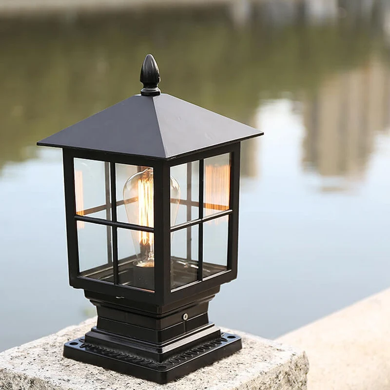 Europäische Outdoor-Säulenleuchte, wasserdicht, rostfrei, Terrassenlampe mit einer Lichtquelle