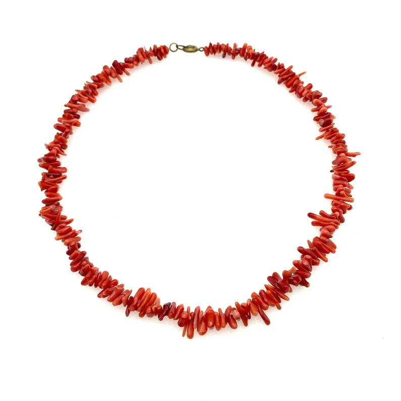 Lebhafte rote Korallenkette | Perfekter Blickfang für Ihren Stil Skanto