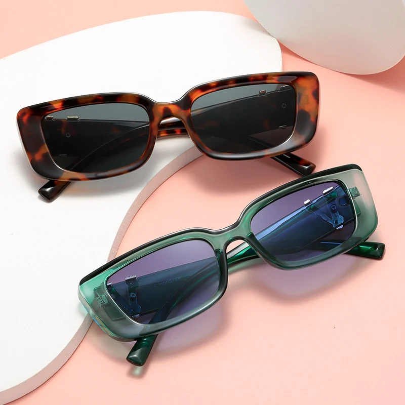 Damen-Sonnenbrille mit luxuriösem Schildpatt-Design und Goldakzenten Skanto