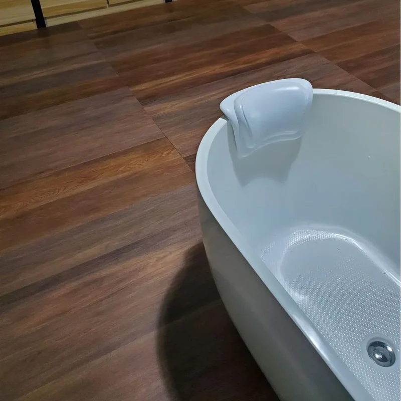 HydroLuxe Rutschfestes Badekissen mit Silikonschaum & PU-Bezug Skanto
