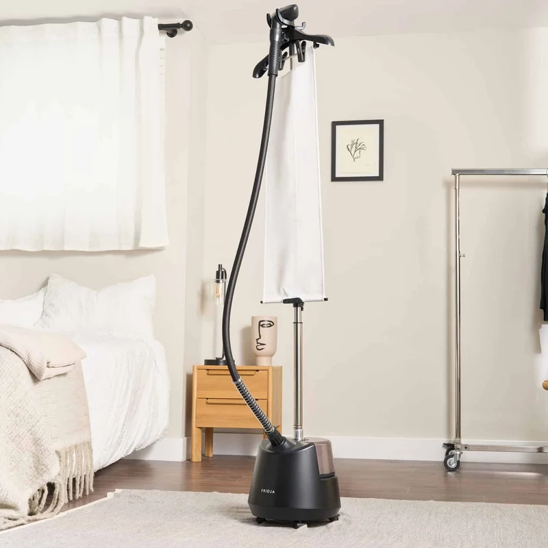f1200 Clothes Steamer Pro - Refurbished