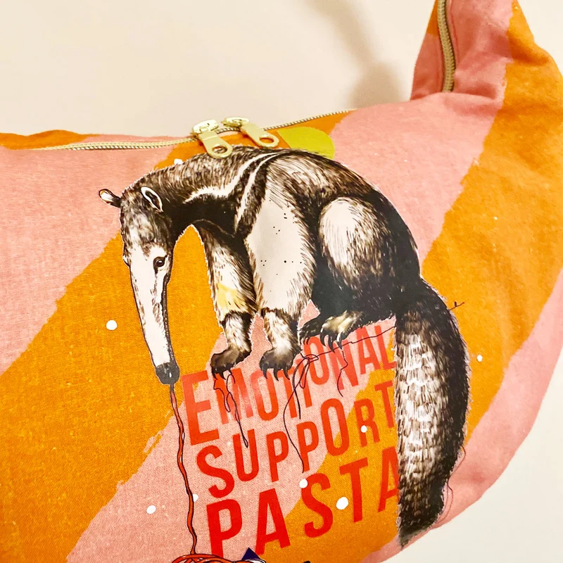 Bügelbild Emotional Support Pasta