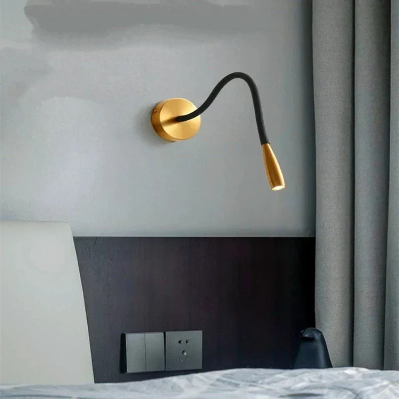 Moderne Wandleuchte mit flexiblem Arm für den Innenbereich – Verstellbare LED-Wandlampe für Wohn- und Schlafzimmer | Skanto